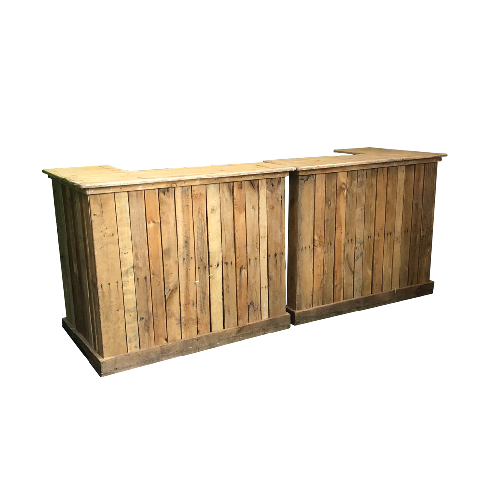 Our U-shaped Pallet Bar comes in two L shape sections that join together.

Dimensions:

 	2.6m in Length
 	0.8m in Width
 	1.05m in Height

*L-shaped sections can be hired separately*