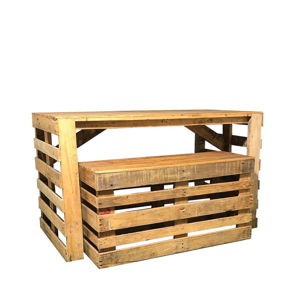  

Natural pallet bench table and two bench seats. Table- 1500mm L x 800mm W x 900mm H  Bench- 1150mm L x 400mm W x 600mm H

 
