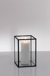 10cm x 10cm x 15cmH

Candle not included

 