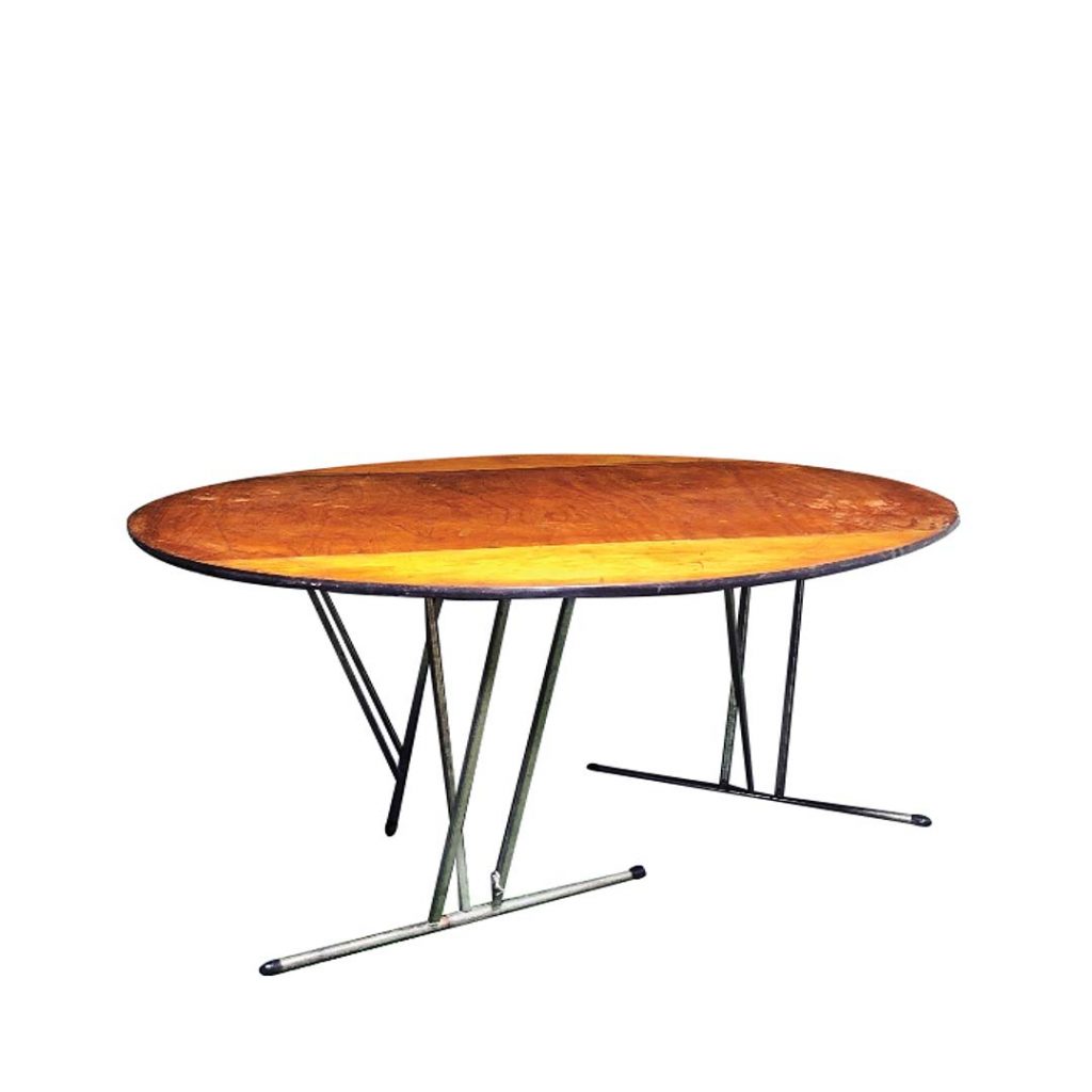 Our round tables are available in the following sizes:

 	1.2m (4ft) round: Seats 6 - $13.00
 	1.5m (5ft) round: Seats 8 - $16.00
 	1.8m (6ft) round: Seats 10 - $17.50
 	2.0m (7ft) round: Seats 12 - $28.80

Linen available for all sizes.

Please specify size required in notes of quote. 

 

 