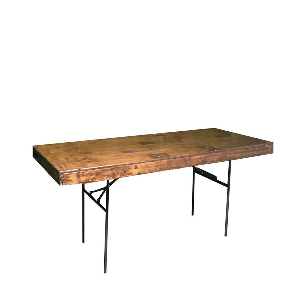 1m (w) x 2.4m (L) walnut stained timber table top
 	Sits firmly on a 1.8m plastic trestle (included in price)
 	Seats 10 comfortably utilising ends