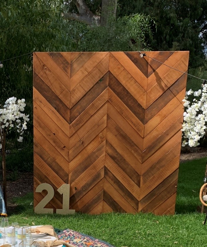 Our Herringbone Wall is the perfect backdrop for any event.

2.2 (w) x 2.4m (h)